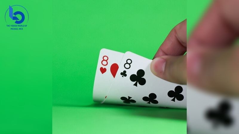 Hướng nào giúp người mệnh Mộc may mắn khi chơi phỏm?