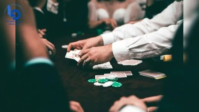 Mệnh Hỏa có dễ thắng khi chơi mậu binh không?